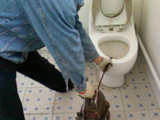 郑州疏通厕所下水道一般多少钱